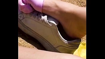Girlfriend reveals her sweaty feet and slips out of her stinky sneakers, shoeplay stinky socks foot dipping shoeplay